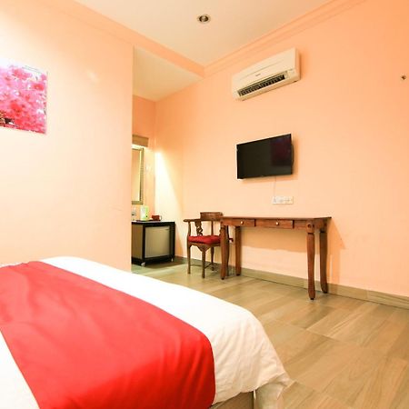 Ombak Inn Chalet Kampung Teluk Nipah Extérieur photo