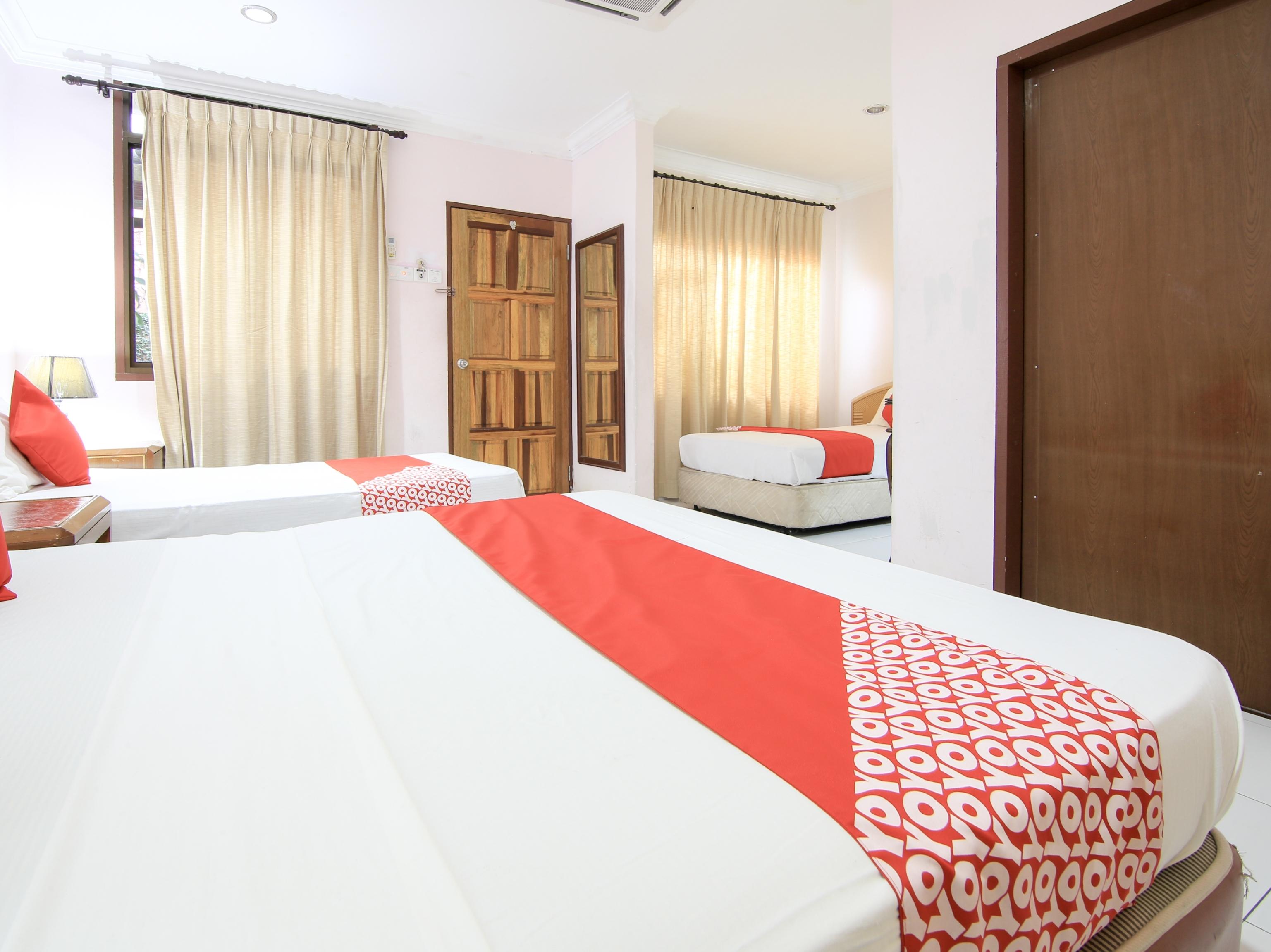 Ombak Inn Chalet Kampung Teluk Nipah Extérieur photo