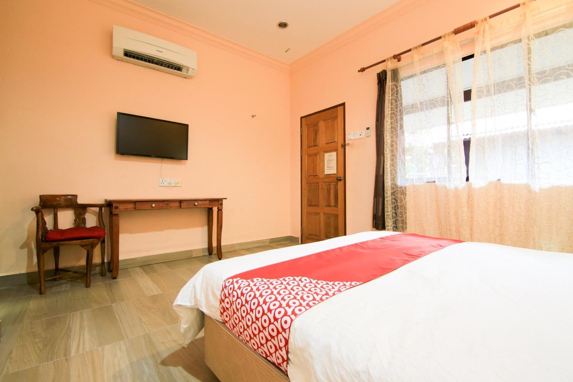 Ombak Inn Chalet Kampung Teluk Nipah Extérieur photo