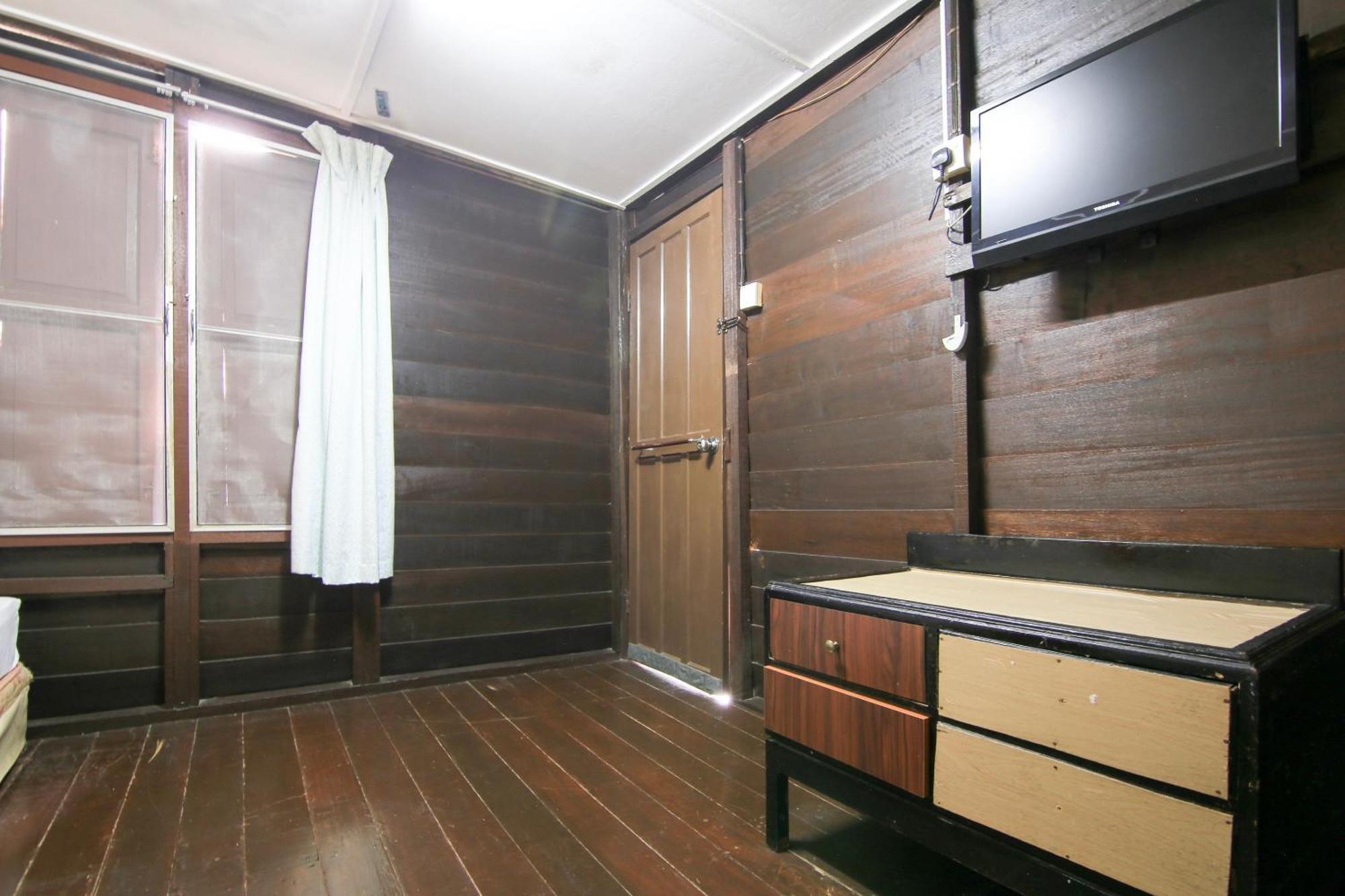 Ombak Inn Chalet Kampung Teluk Nipah Extérieur photo