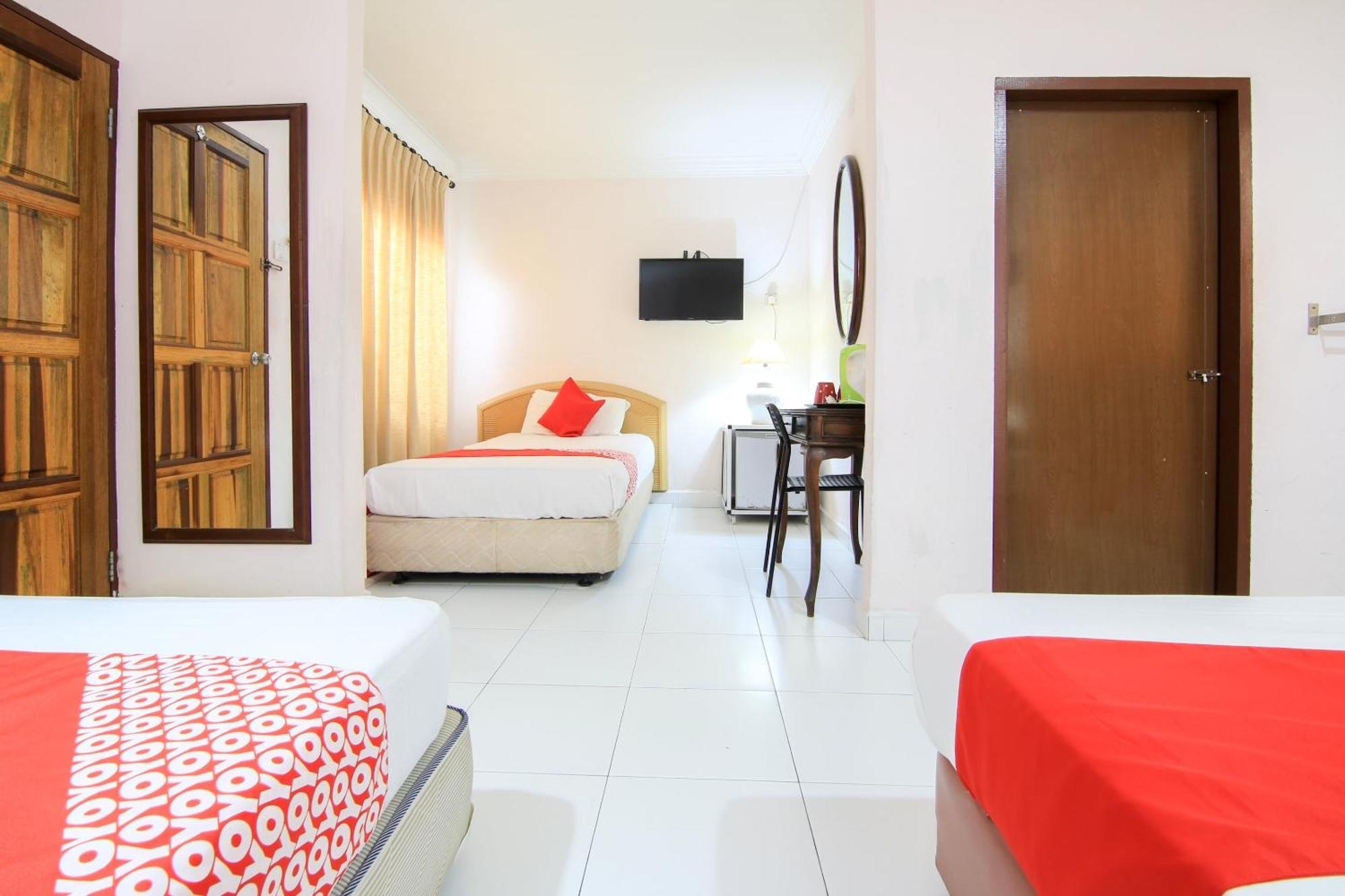 Ombak Inn Chalet Kampung Teluk Nipah Extérieur photo